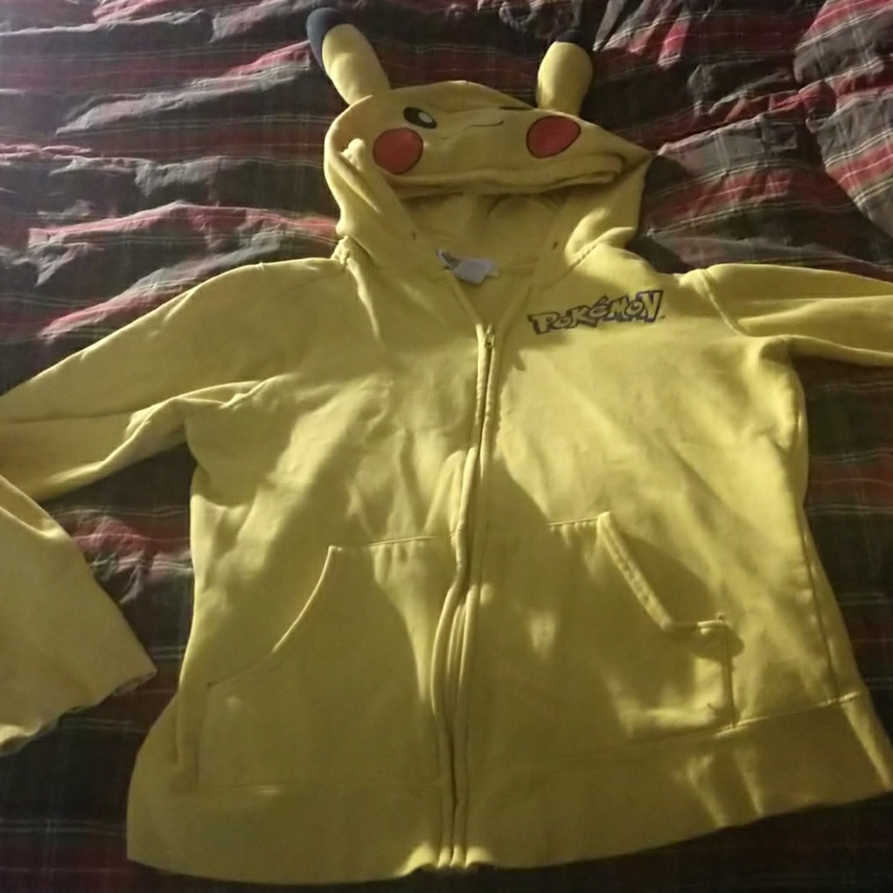 Pokemon sweatshirt